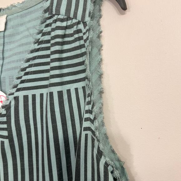 Umgee Sage Green Striped Frayed Trim Dress M NWT - Picture 7 of 8